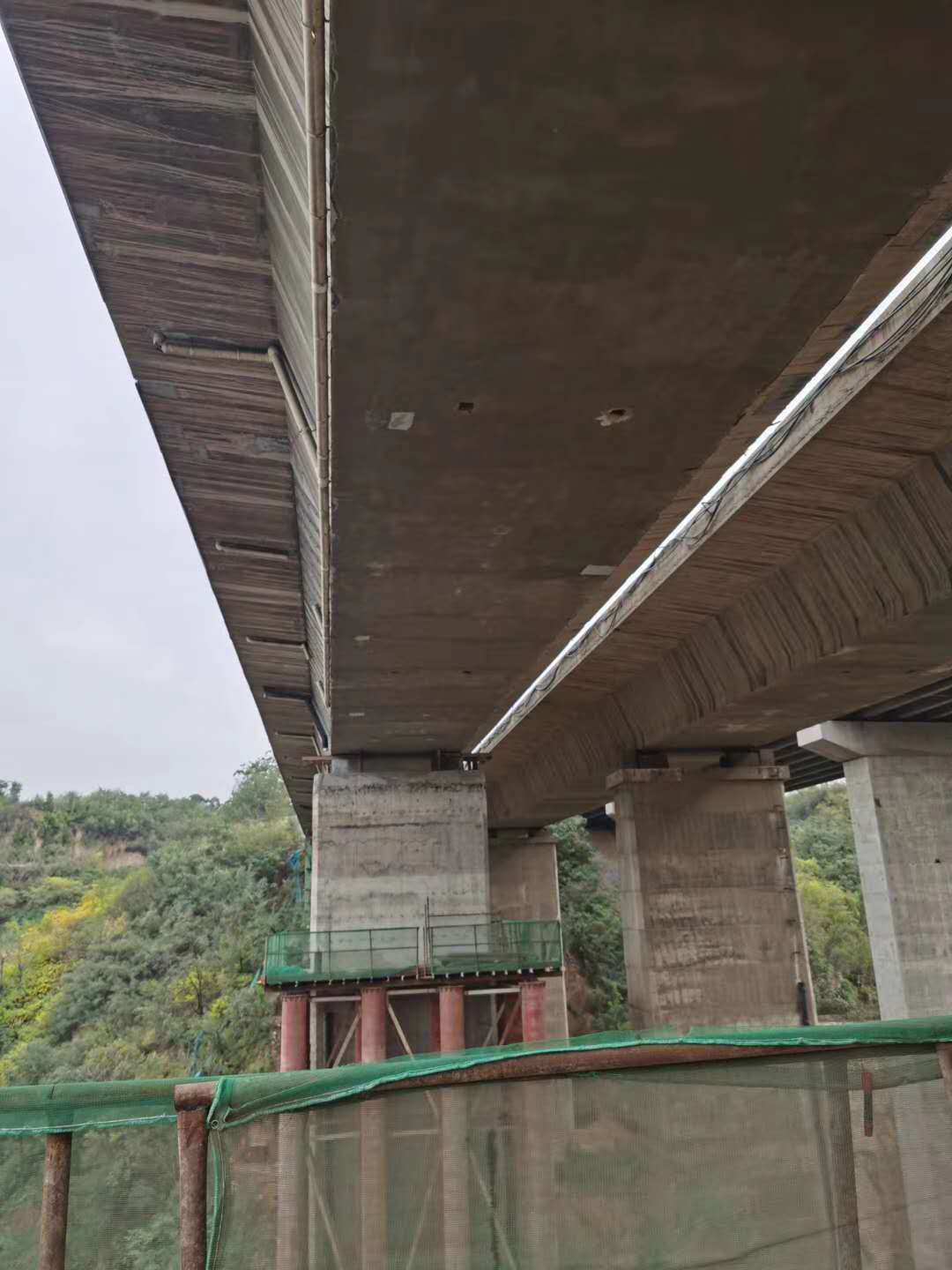 吉安桥梁加固前制定可行设计方案图并用对施工方法